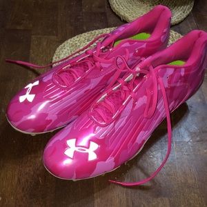 Football cleats